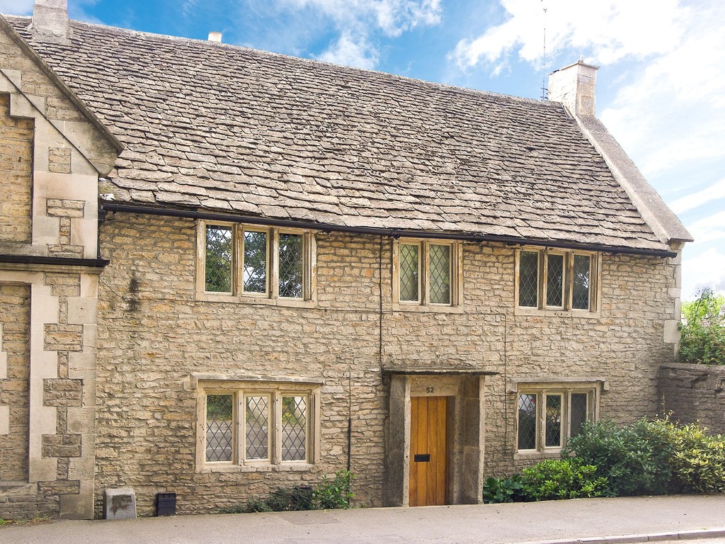 Property in Pickwick, Corsham, Wiltshire, SN13 0HP