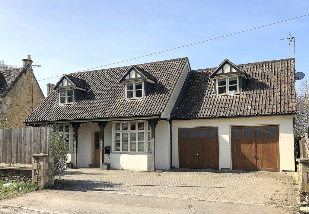 Property in Pickwick, Corsham, Wiltshire, SN13 0JD