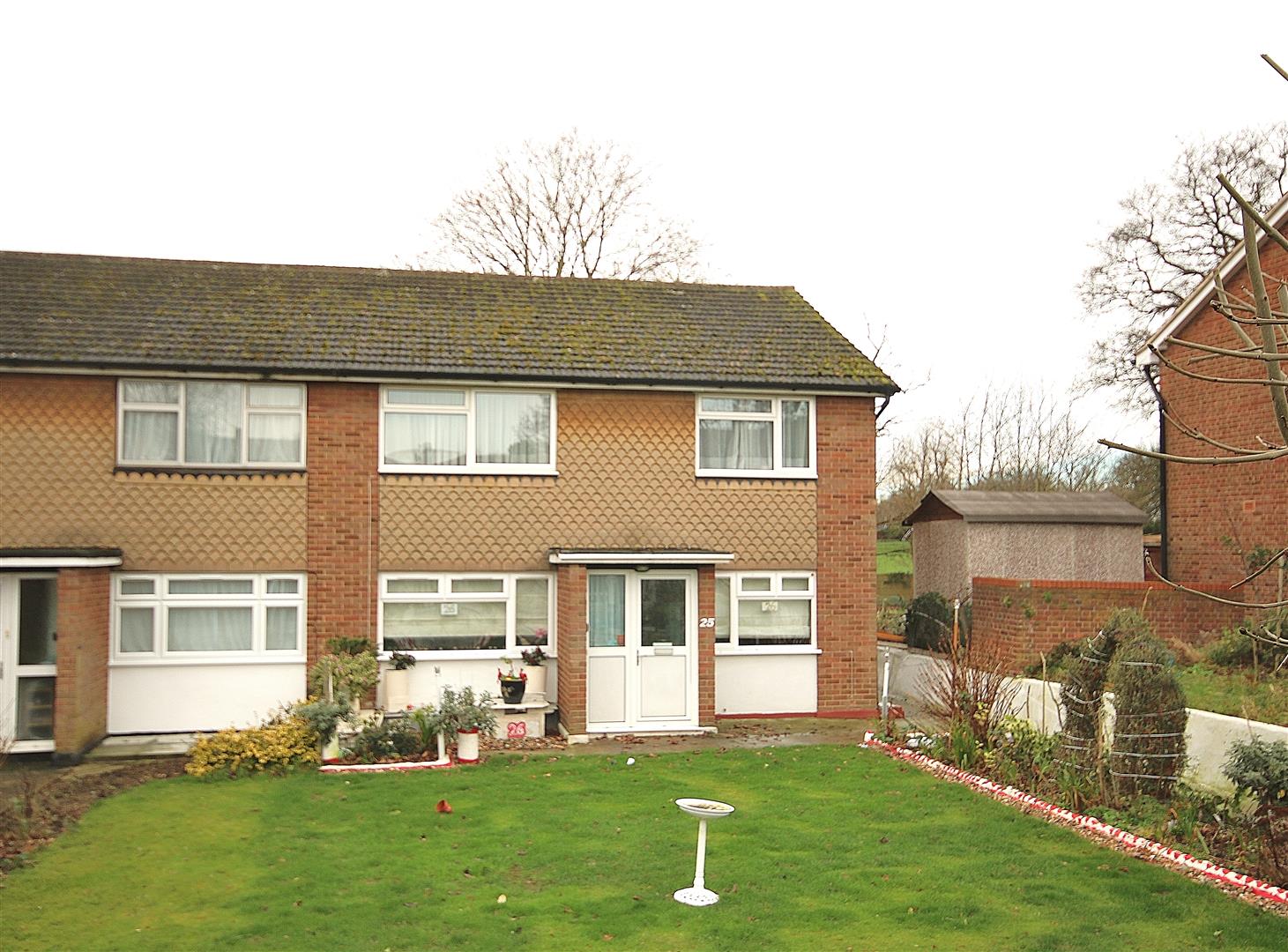 Property in Bramley Close, Oakwood, N14 4HJ