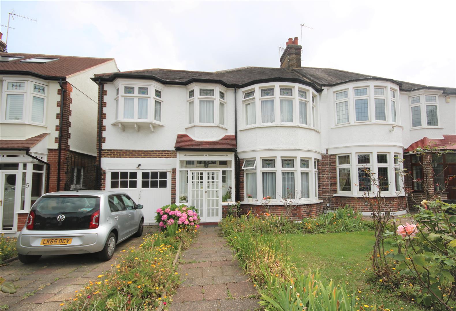 Home Estate agents in Hadley Wood, Cockfosters, Southgate, Oakwood, Enfield, Winchmore Hill