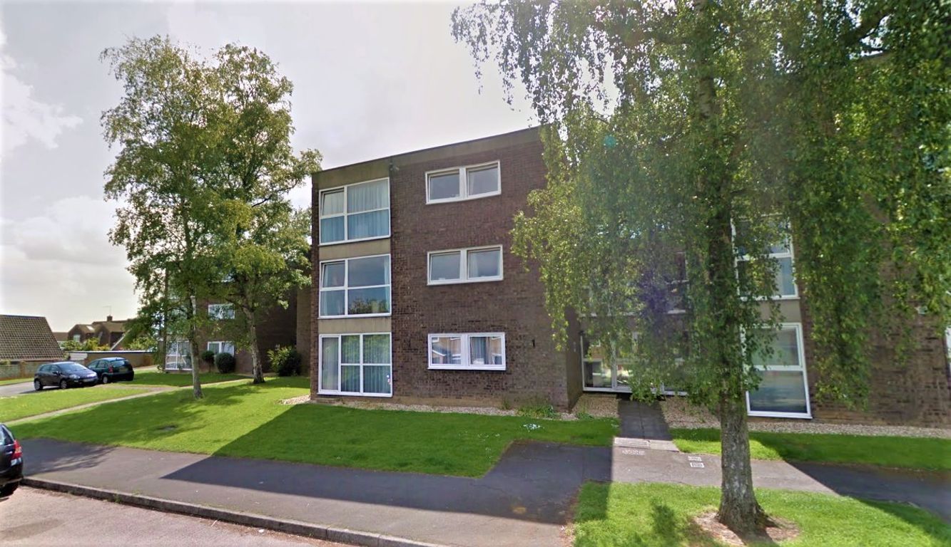 Property in Abbey Lodge, Abington Vale