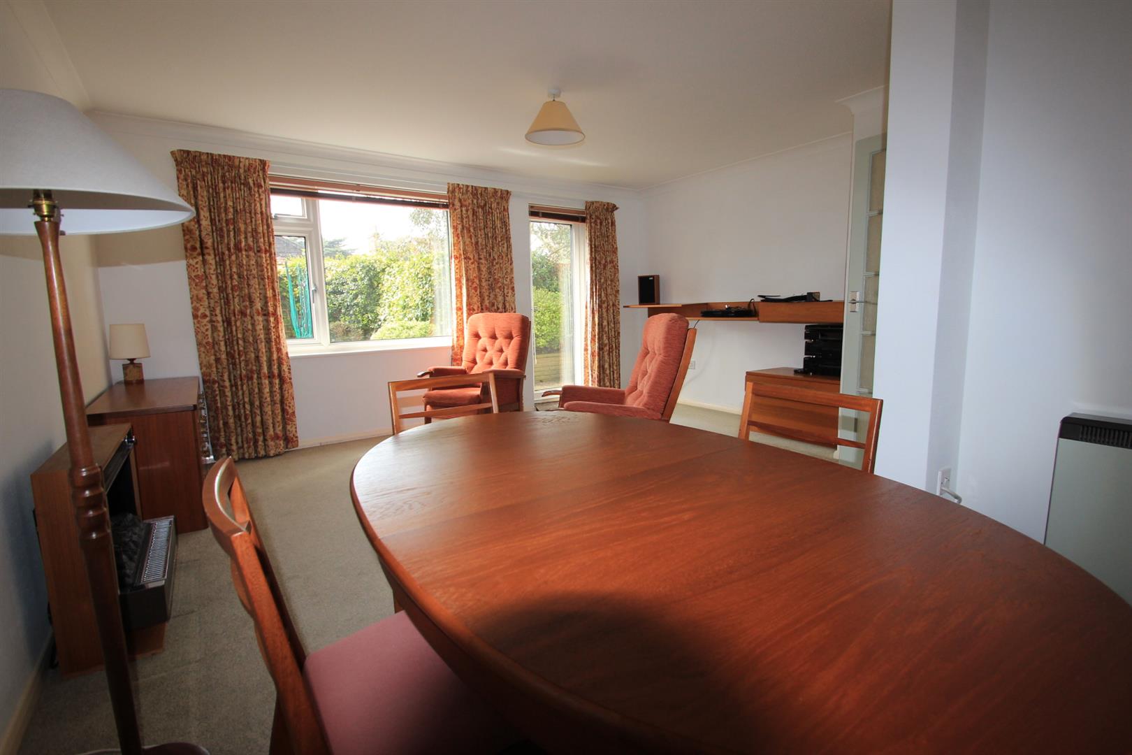 Property in Saxon Way, Reigate, Surrey, RH2 9DH