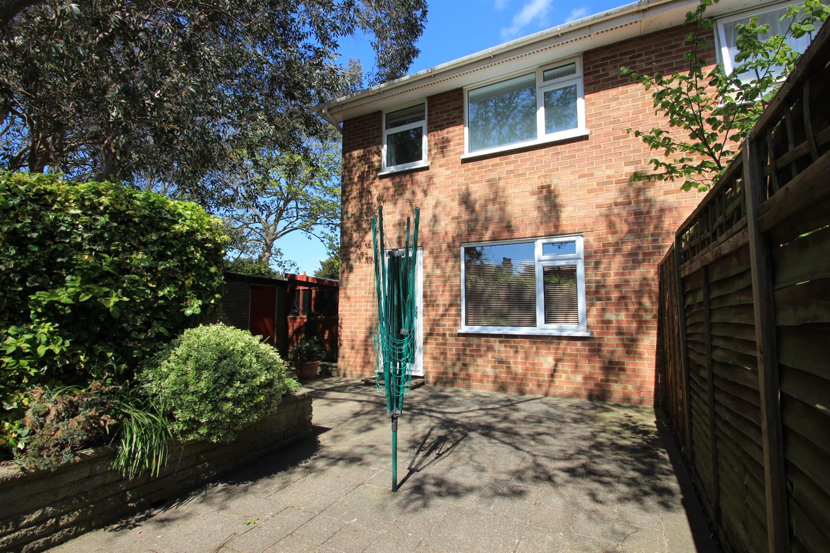 Property in Saxon Way, Reigate, Surrey, RH2 9DH