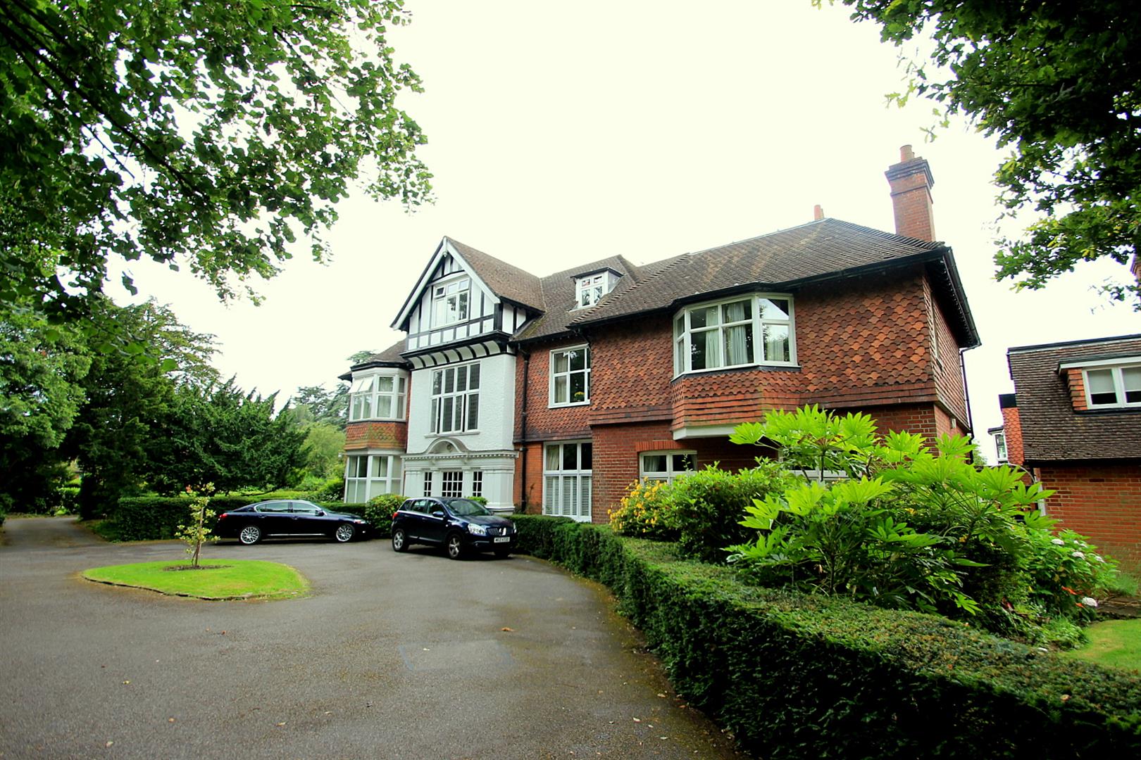 Property in Wray Common Road, Reigate, Surrey, RH2 0ND