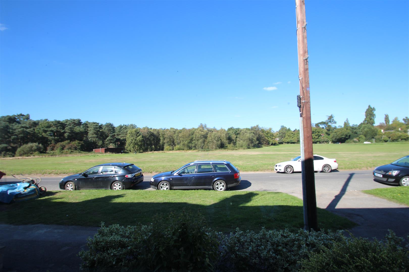 Property in Flanchford Road, Reigate, Surrey, RH2 8AB