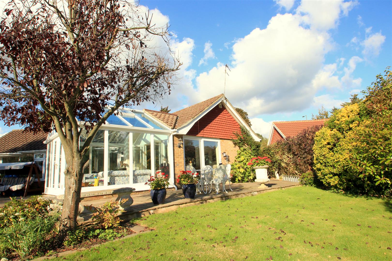 Property in West Street, Reigate, Surrey, RH2 9DA