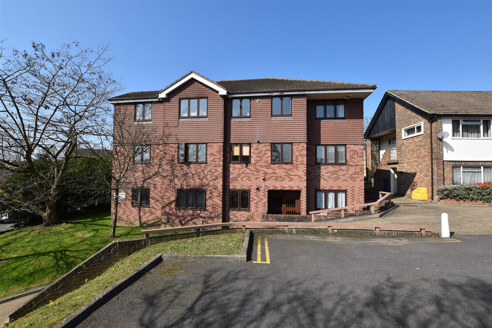 Property in London Road, Redhill, Surrey, RH1 2HD