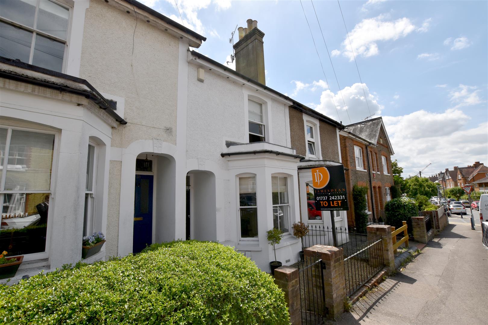 Property in Yorke Road, Reigate, Surrey, RH2 9HH