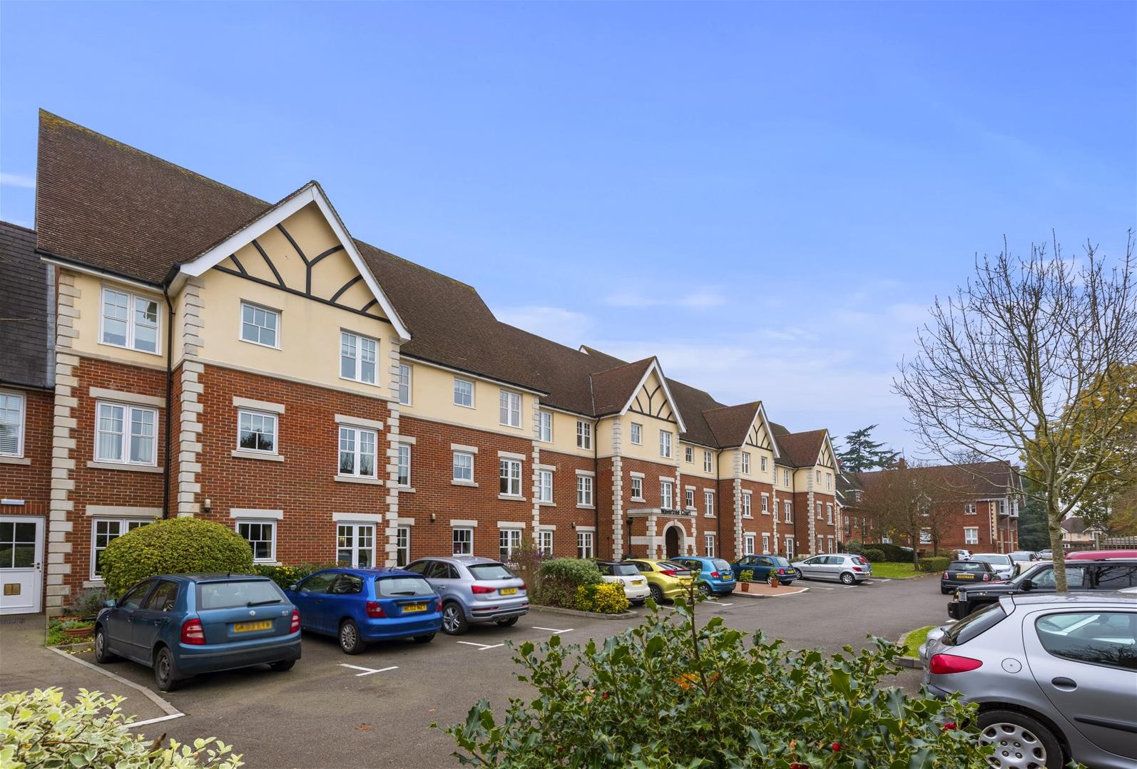 Property in Massetts Road, Horley, Surrey, RH6 7BP