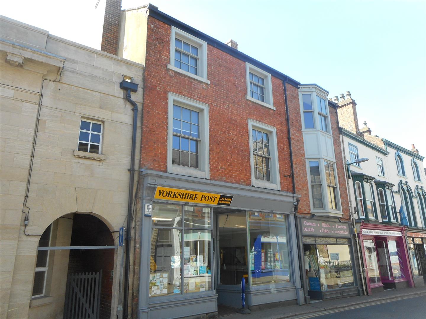 Property in Westgate, Ripon, HG4 2BQ