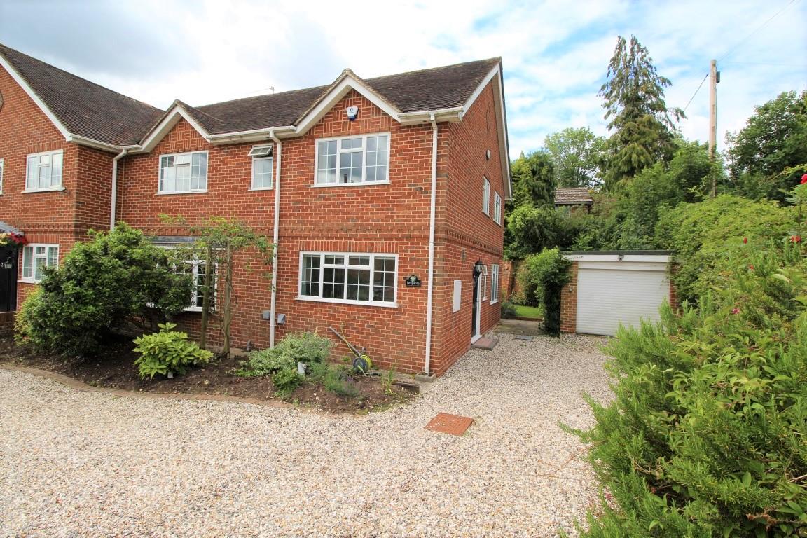 Property in Purley Village, PurleyonThames, Berkshire, RG8 8AF