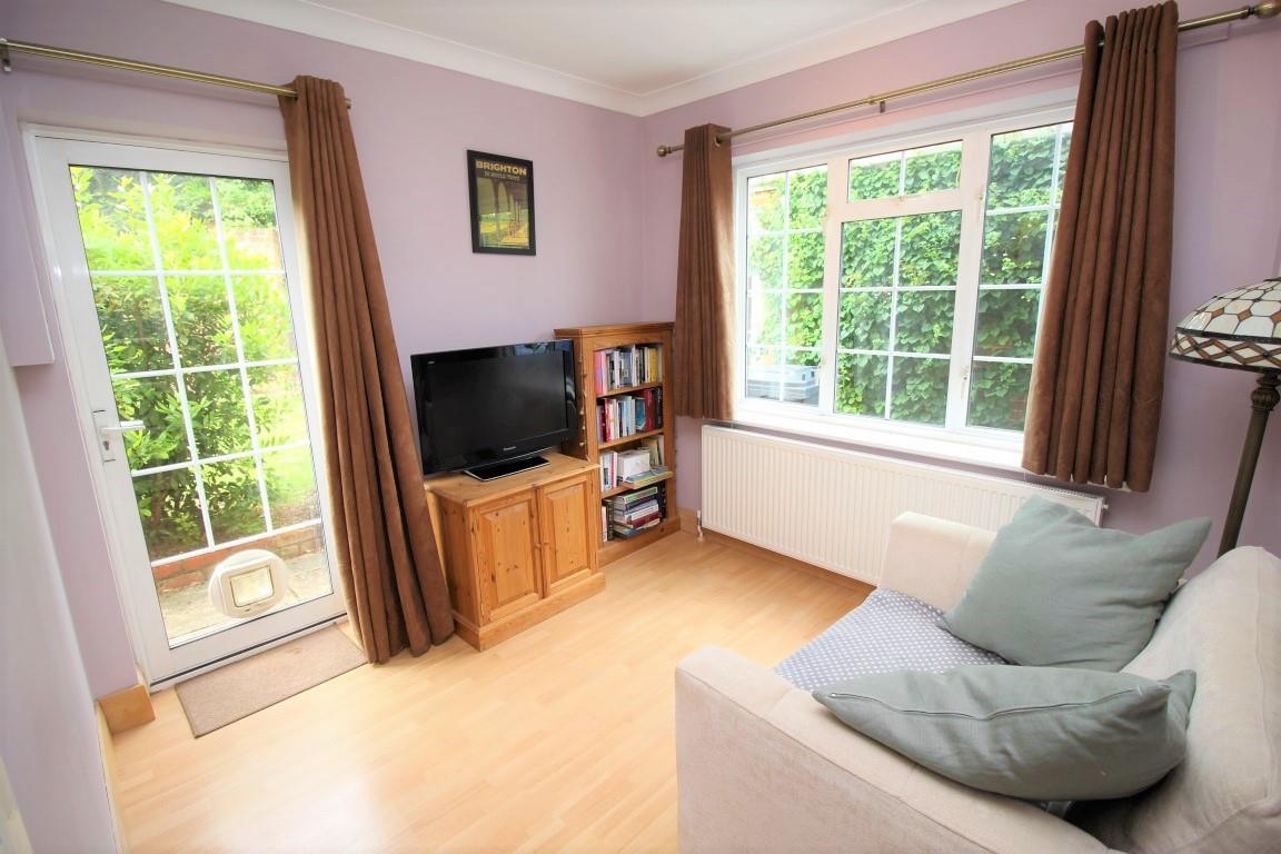Property in Purley Village, PurleyonThames, Berkshire, RG8 8AF