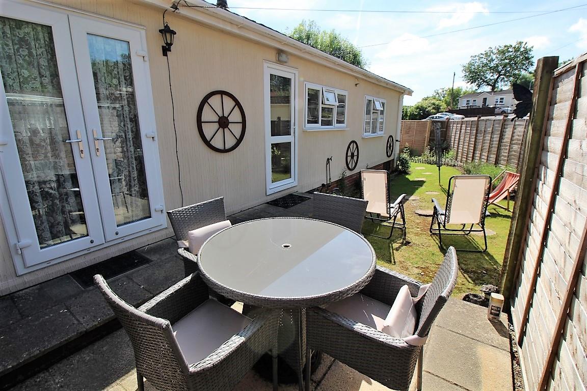 Property in Garston Park, Tilehurst, Reading, Berkshire, RG31 4TL