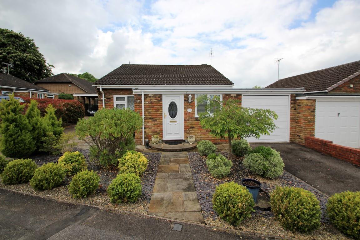 Property in Hawthornes, Tilehurst, Reading, Berkshire, RG31 6FN