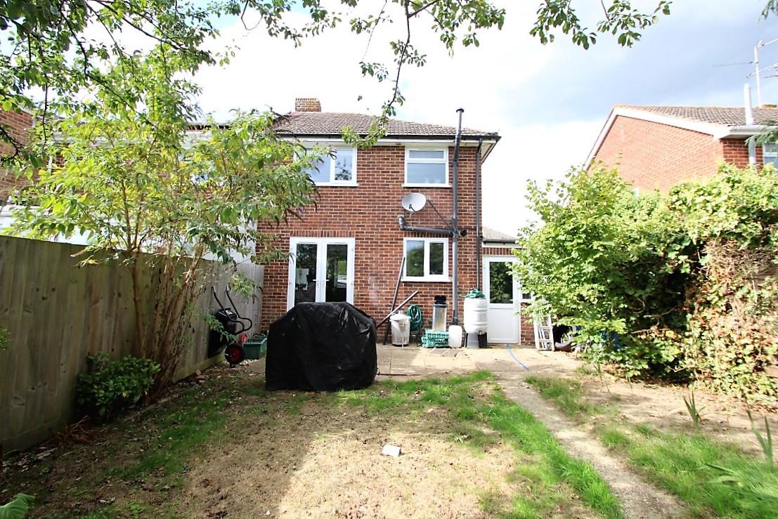 Property in Cotswold Way, Tilehurst, Reading, Berkshire, RG31 6SR
