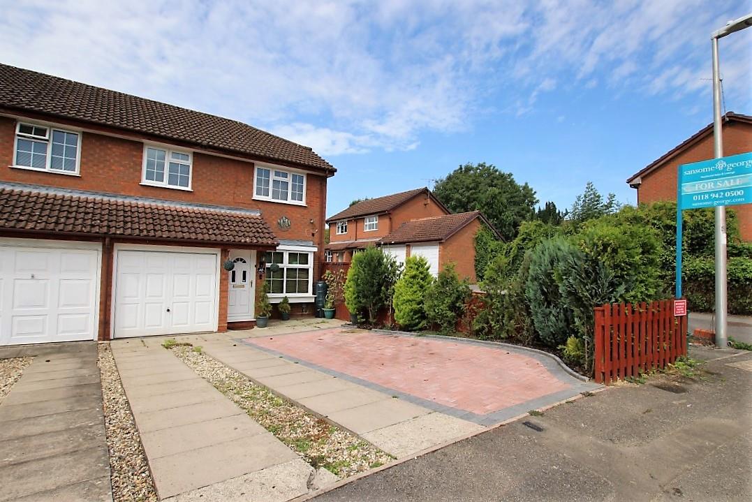 Property in Fernhurst Road, Calcot, Reading, RG31 7EA