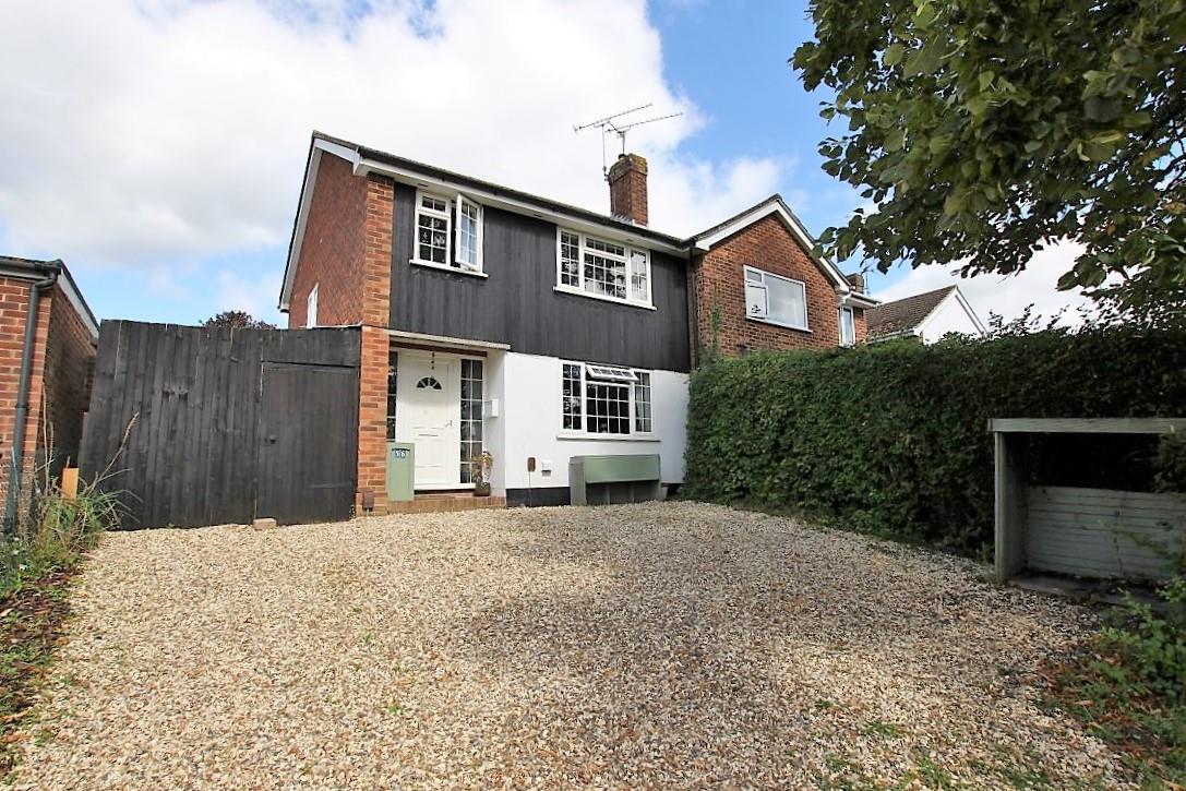 Property in Fairford Road, Tilehurst, Reading, RG31 6QG