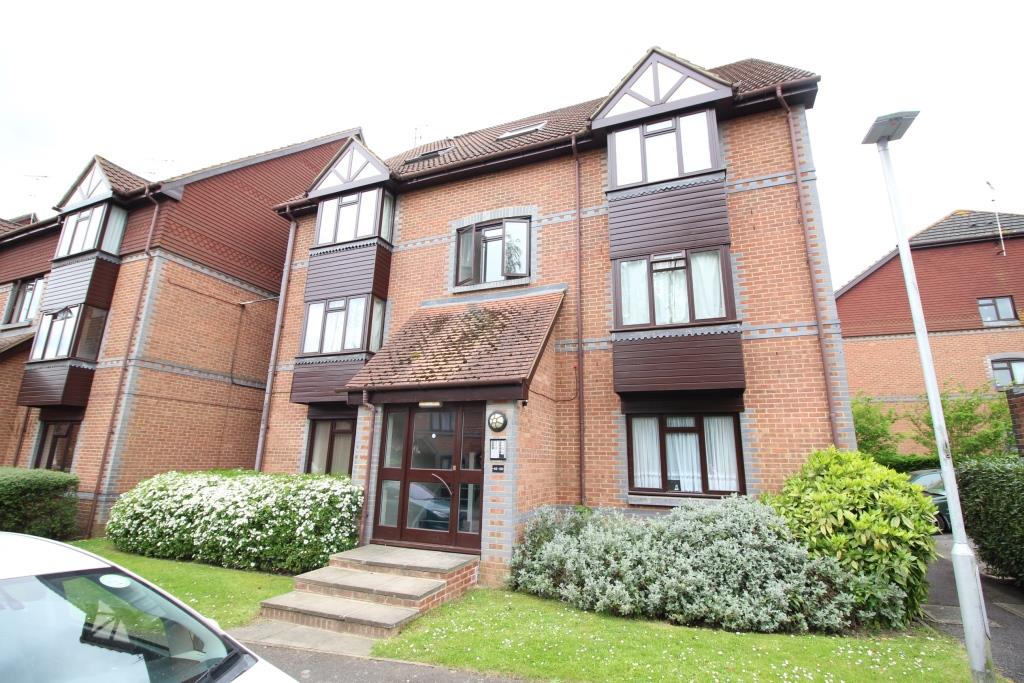 Property in Rowe Court, Grovelands Road, Reading, Berkshire, RG30 2HY