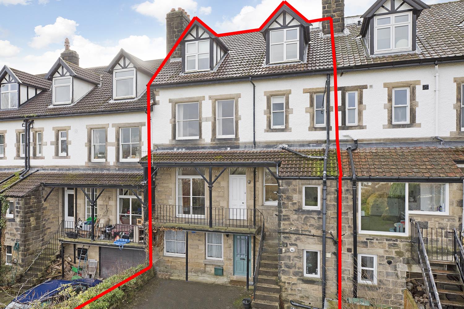 Property in Bolling Road, Ben Rhydding, ILKLEY, West Yorkshire, LS29 8PN