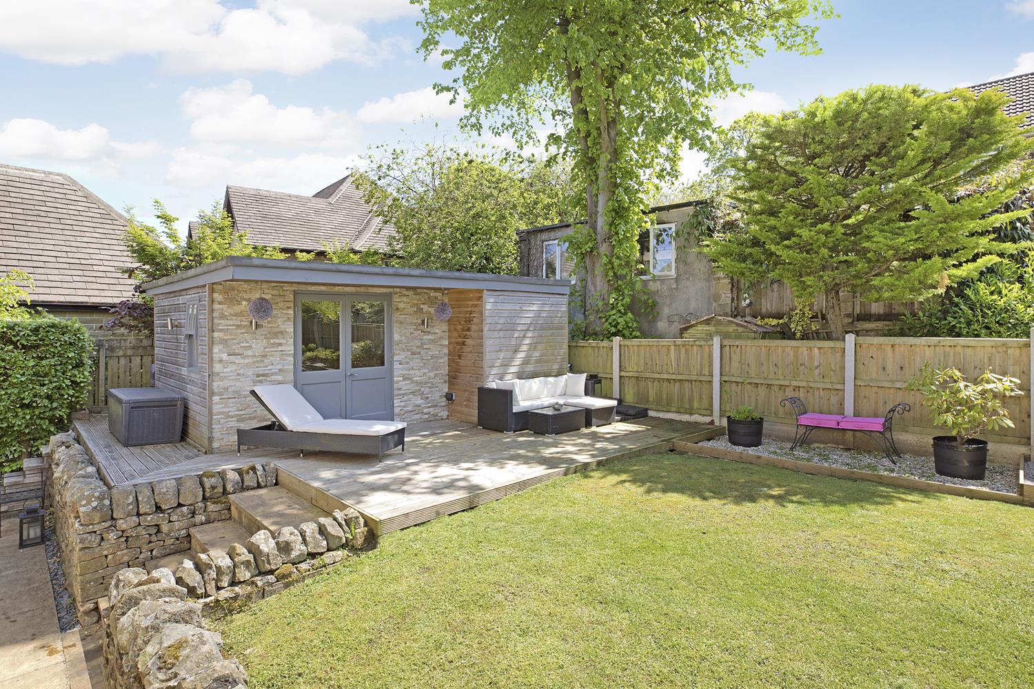 Property in Ghyll Wood, Ilkley, West Yorkshire, LS29 9NR