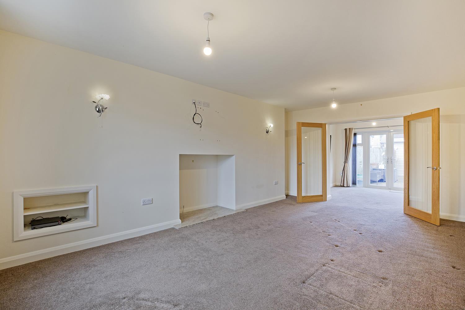 Property in Wyvil Crescent, Ilkley, West Yorkshire, LS29 8ND