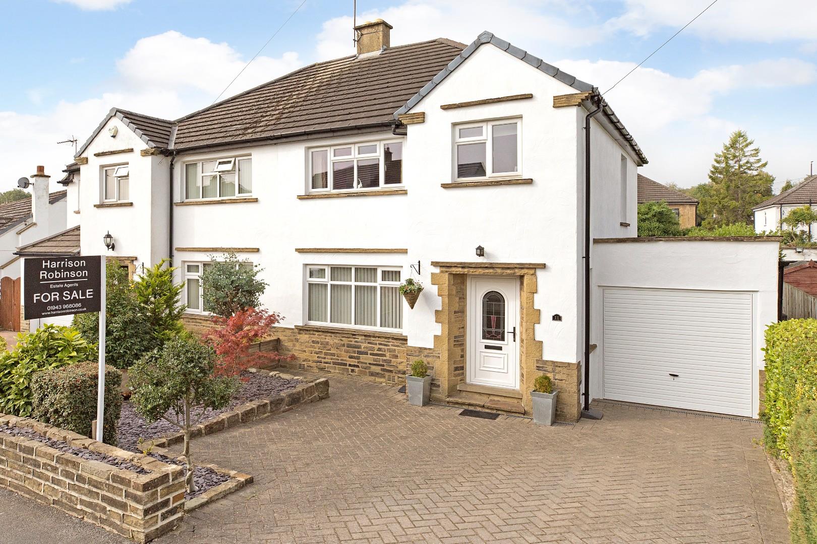 Property in Tranfield Avenue, Guiseley, LS20 8NL