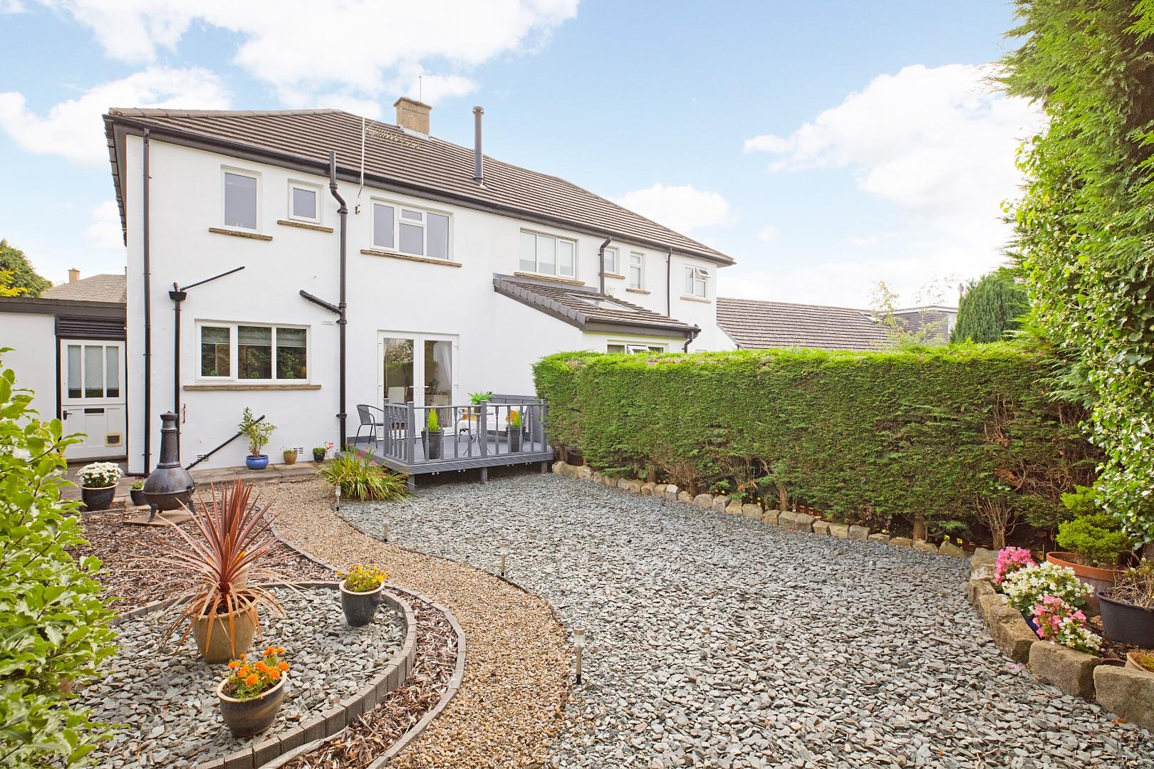 Property in Tranfield Avenue, Guiseley, LS20 8NL