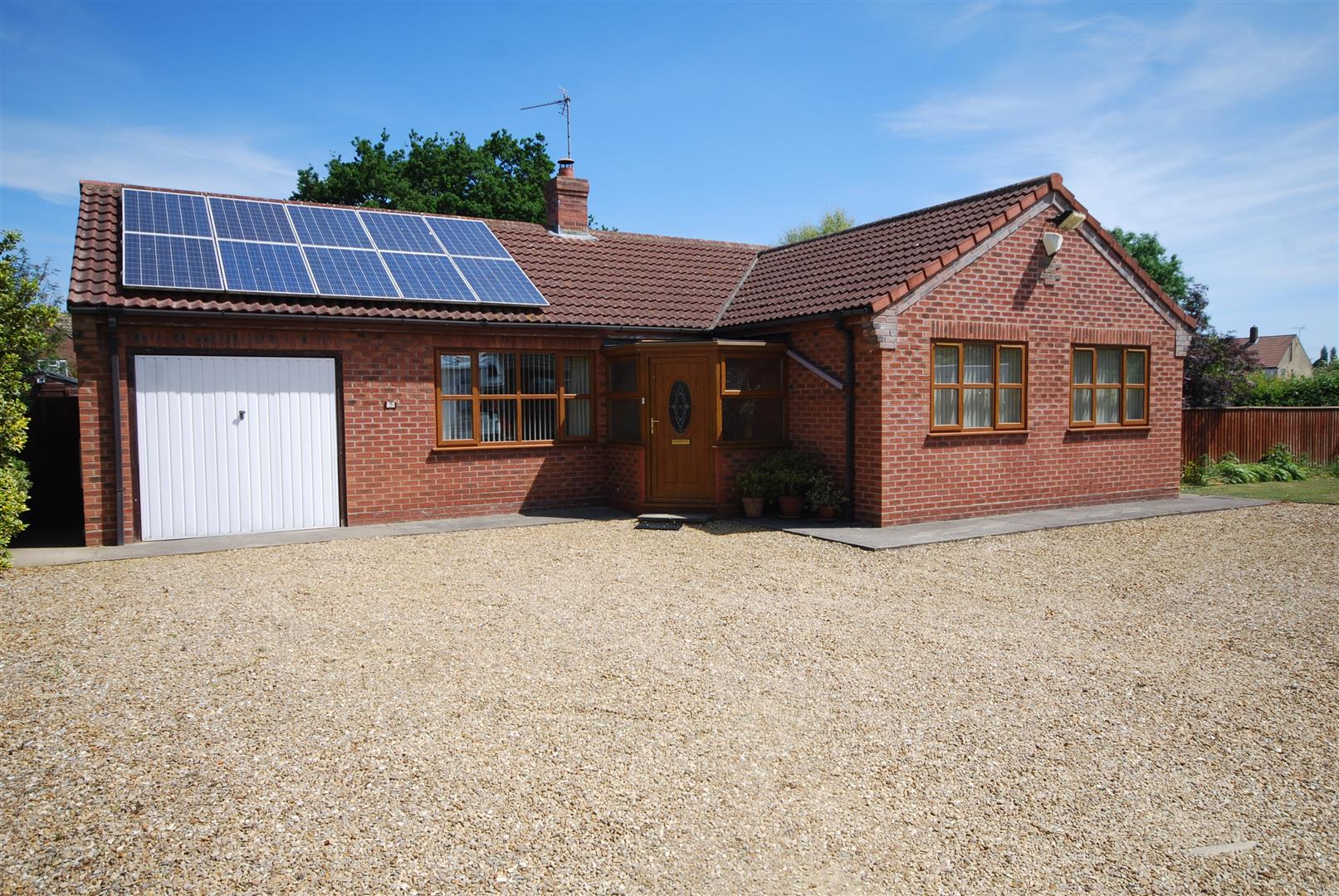 Property in Bramley Close, PE12