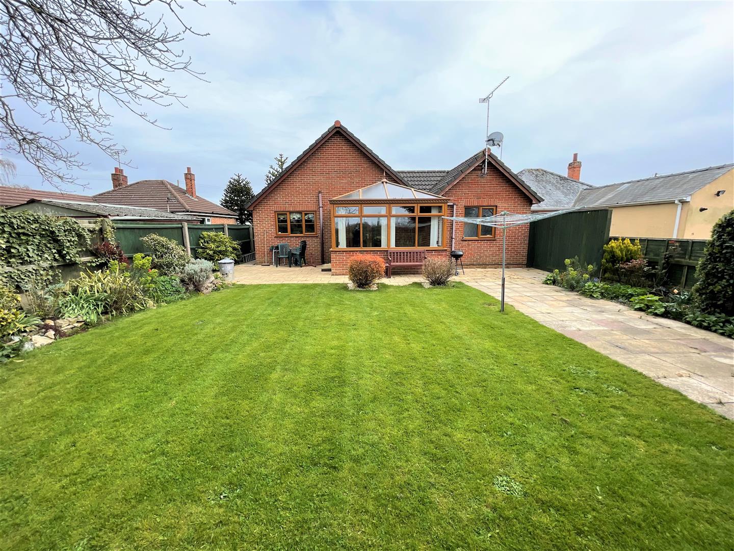 Property in Welbourne Lane North, PE12