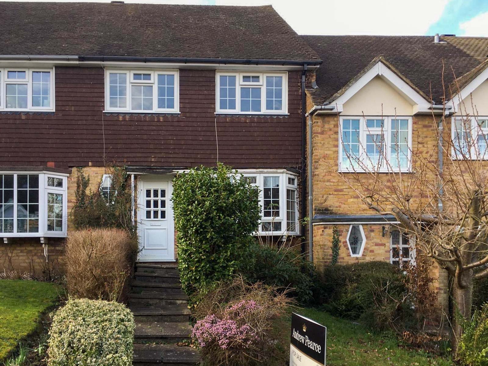 Wakehams Hill, Pinner