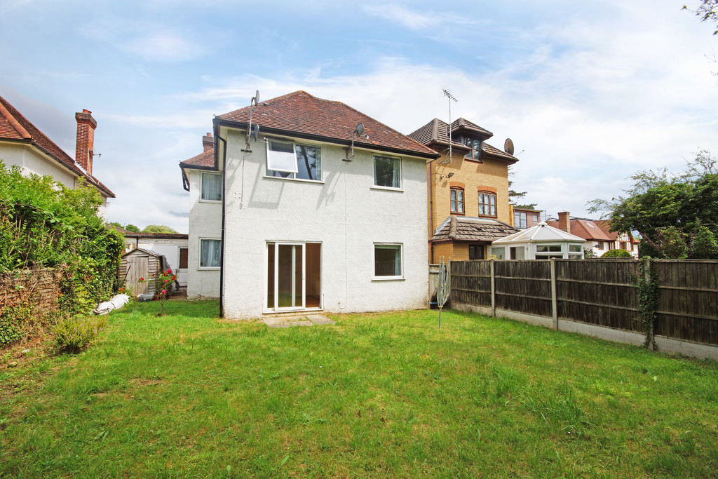 Property in Pinner Hill Road, Pinner, Middlesex, HA5 3SB