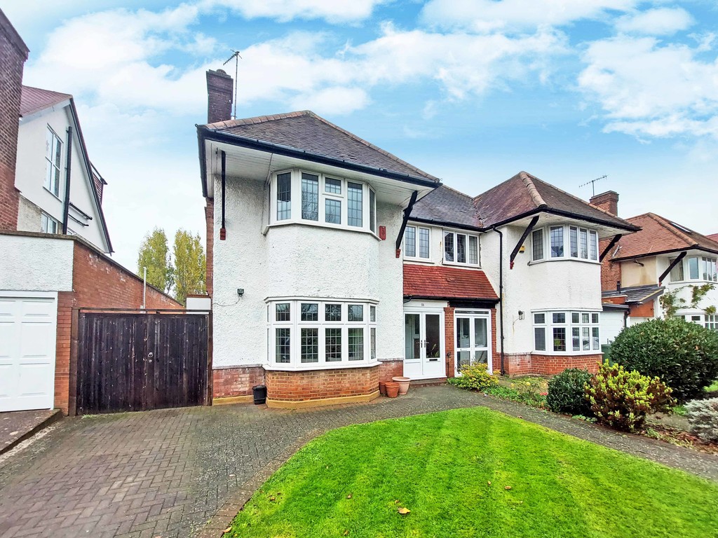 Property in Whitmore Road, Harrow, HA1 4AD