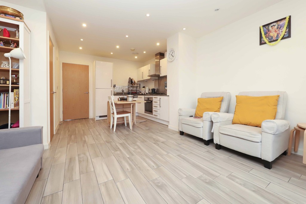 Property in Caulfield Gardens, Pinner, HA5 3JS