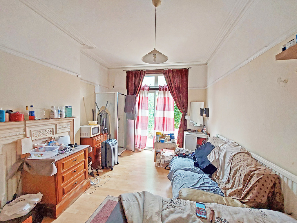 Property in Whitehall Road, Harrow, HA1 3AL