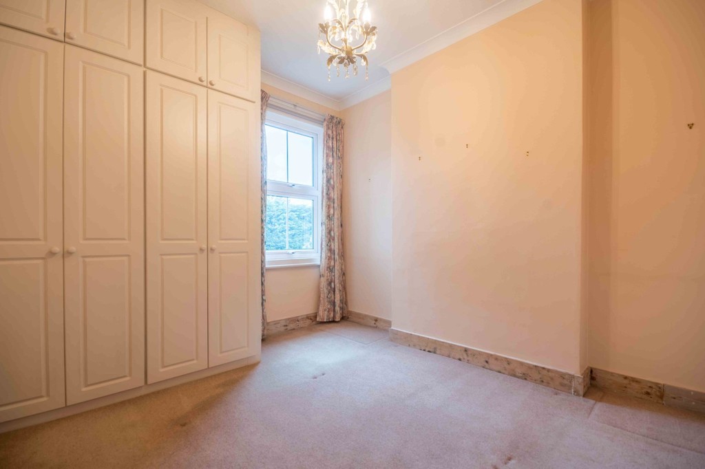 Property in Roxborough Road, Harrow, Middlesex, HA1 1NT