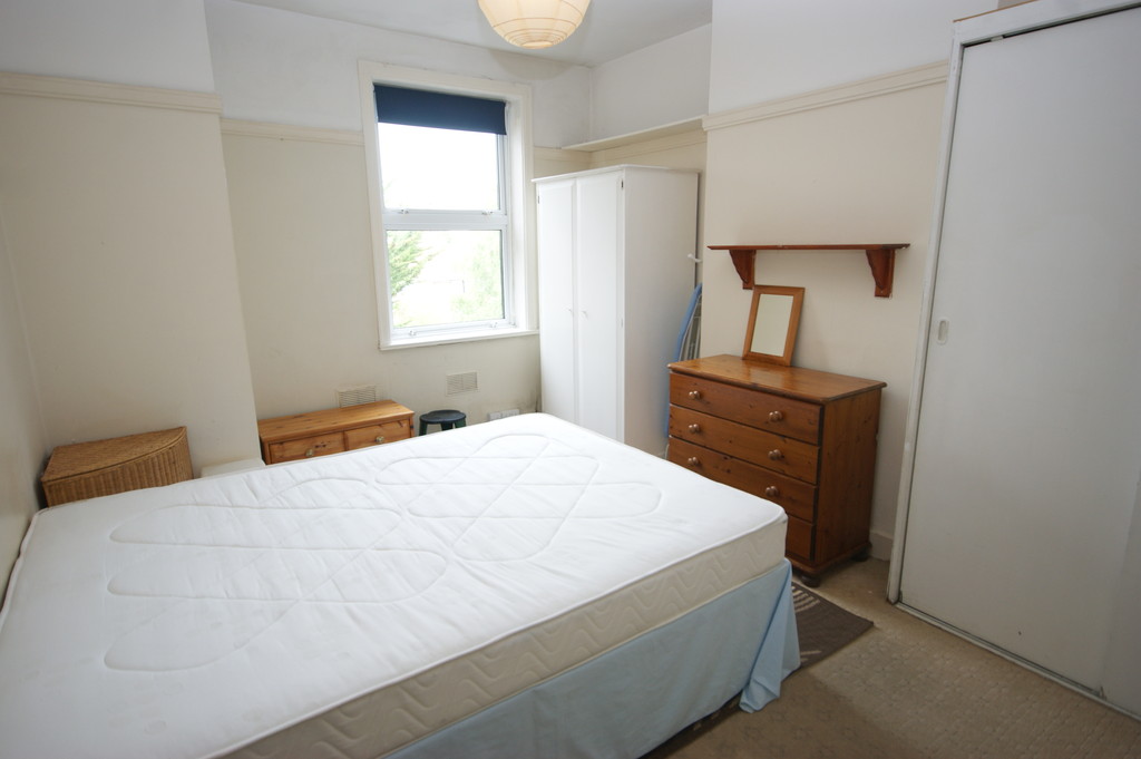 Property in Pinner Road, Harrow, Middlesex, HA2 6EH
