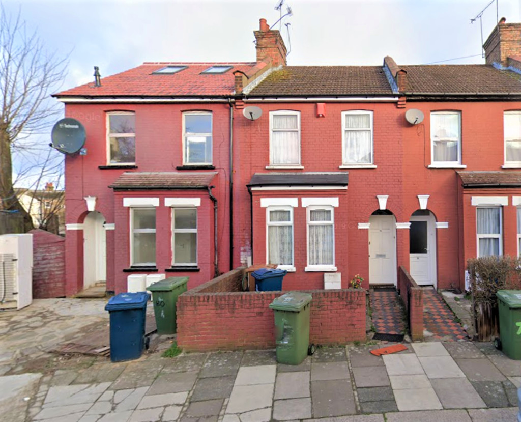 Property in Cecil Road, Harrow, HA3 5RB
