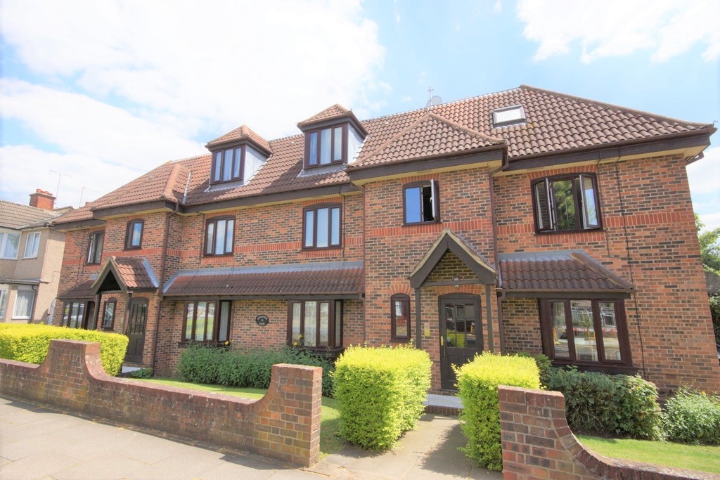 Property in Kings Road, Harrow, HA2 9JS