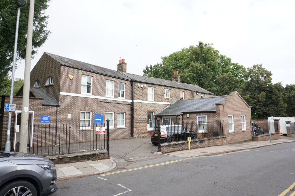 Property in County Court Road, King's Lynn, PE30