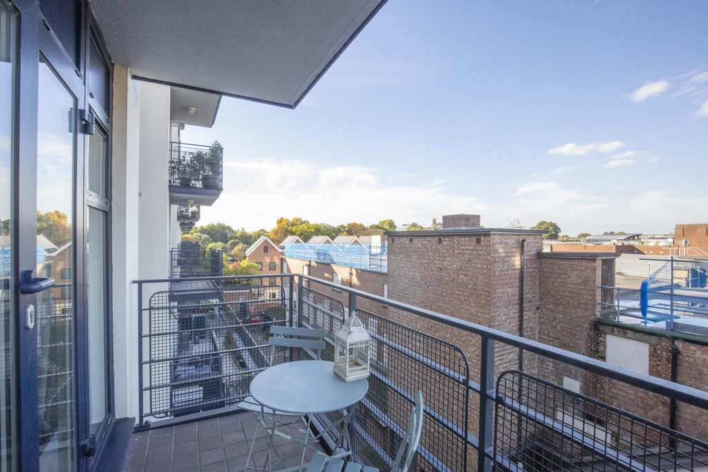 Property in Jerome Place, Kingston Upon Thames, KT1