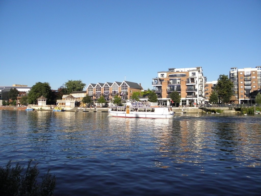 Property in Jerome Place, Kingston Upon Thames, KT1