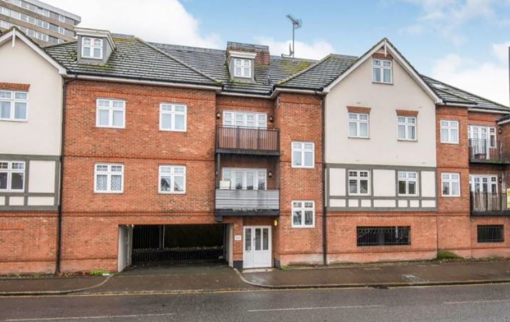 Property in Cambridge Road, KT1