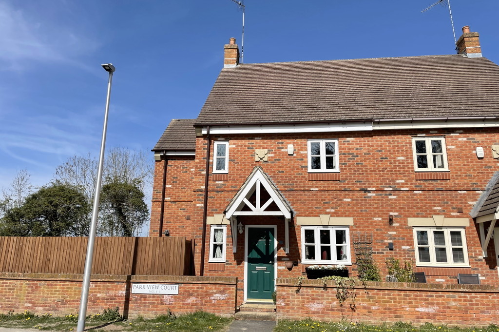 Property in Park View Court,