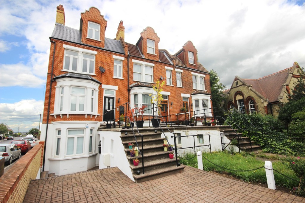 Property in Dartford Road, Dartford, DA1
