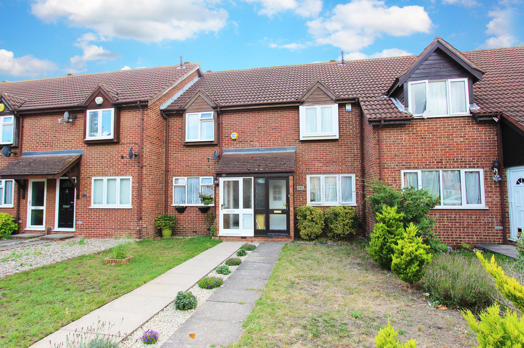 Property in Knights Manor Way, Dartford, DA1