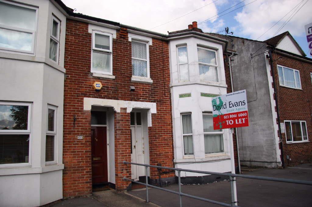Property in Leigh Road, Eastleigh, SO50