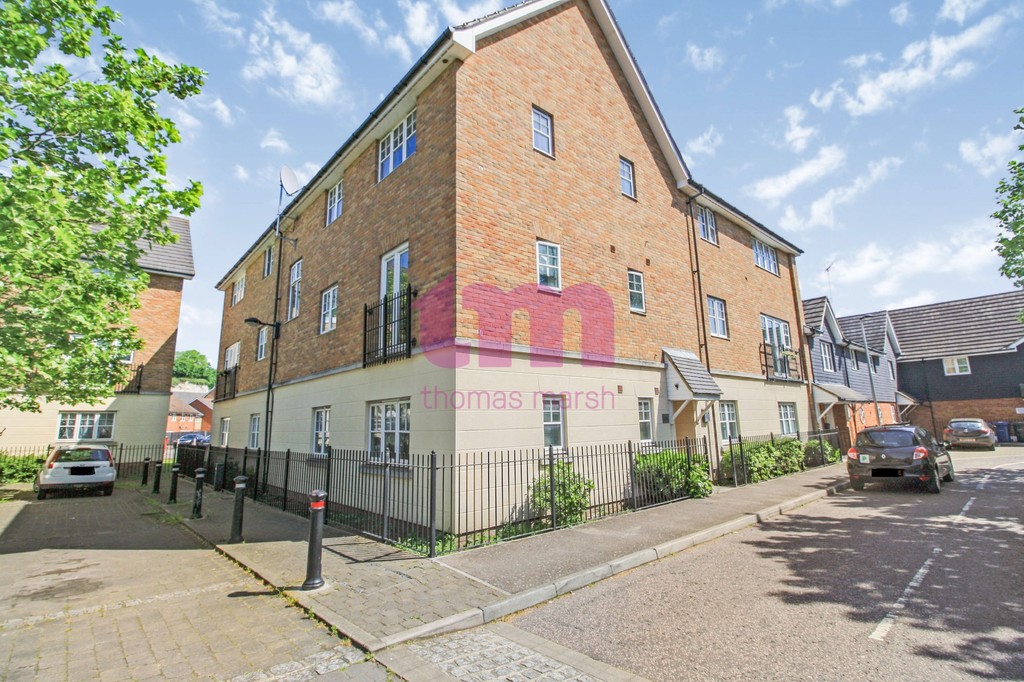 Property in Caspian Way, Purfleet, Essex, RM19 1LF