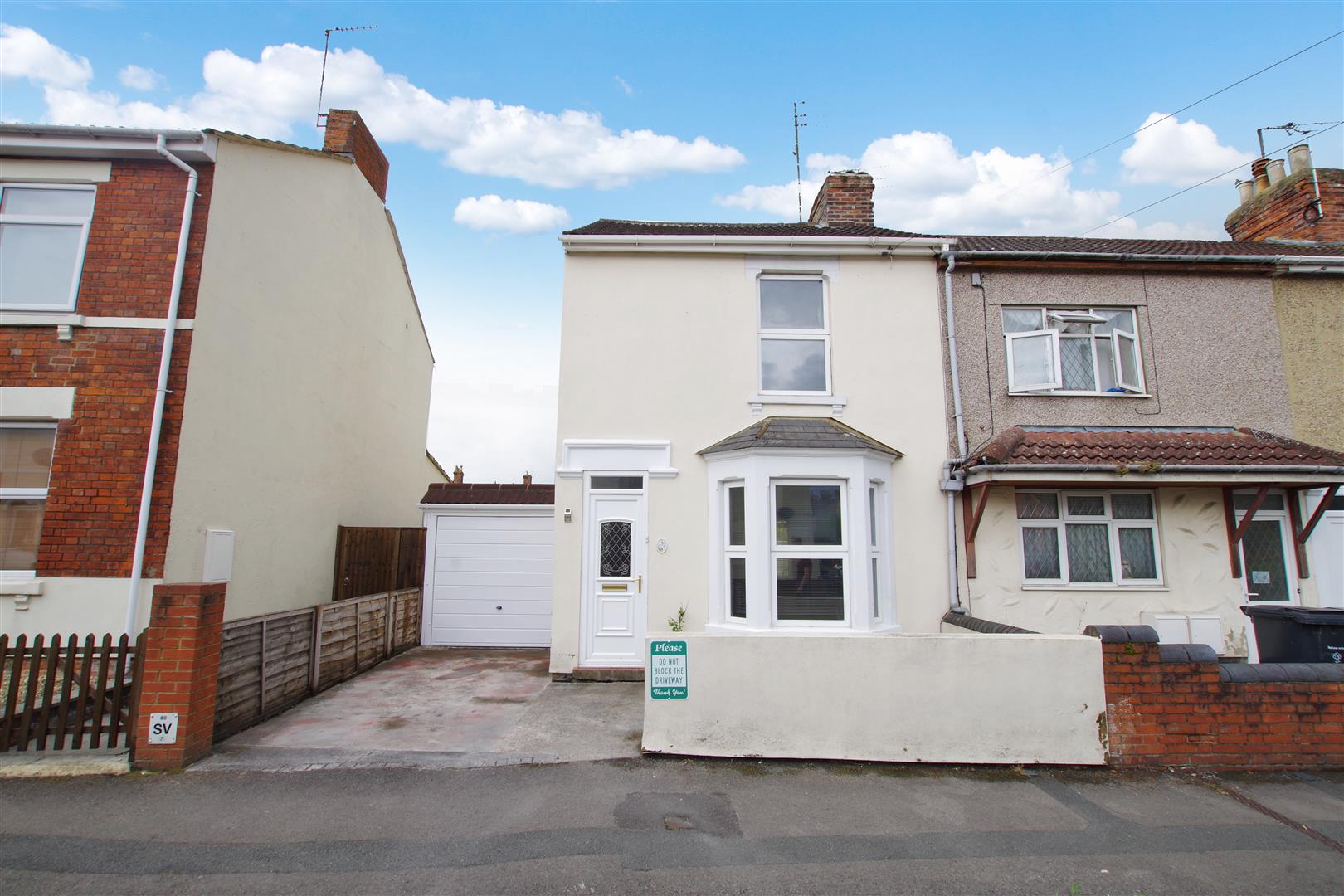 Property in Jennings Street, Swindon