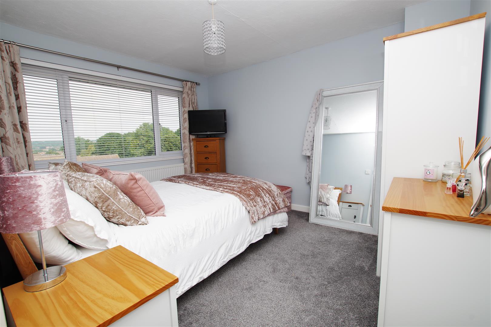 Property in Avonmead, Swindon