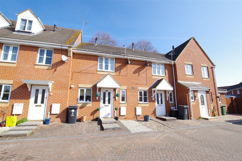 Property in Winton Rd, Swindon